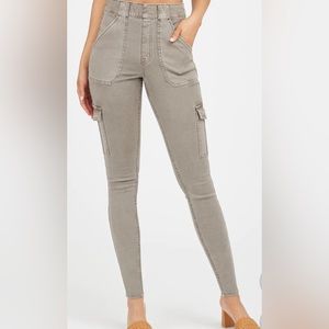 Stretch Twill ankle cargo